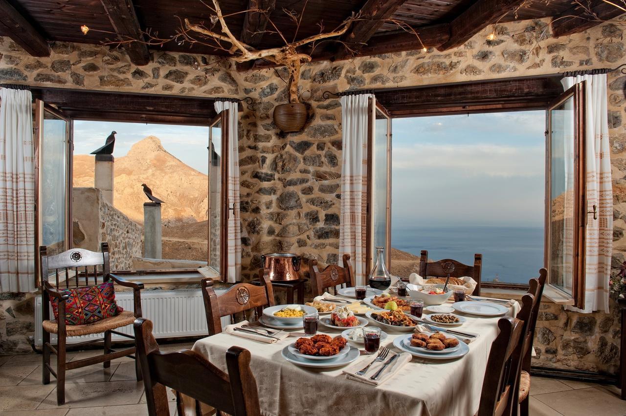 Thalori Traditional Ecotourism Village Kapetaniana Exterior photo