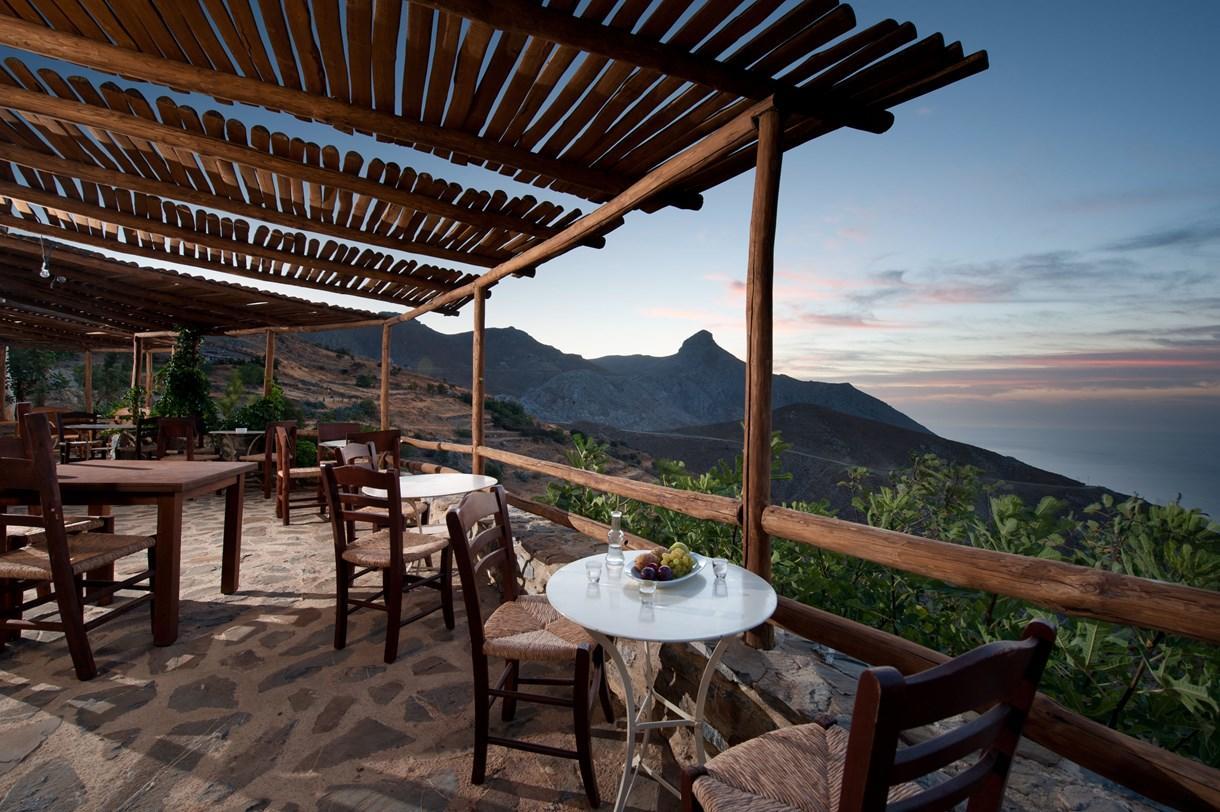 Thalori Traditional Ecotourism Village Kapetaniana Exterior photo